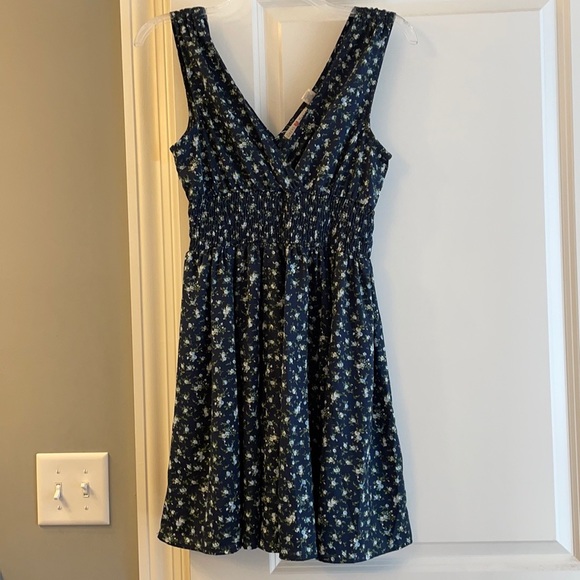 Derek Heart Dresses & Skirts - Floral sleeveless dress